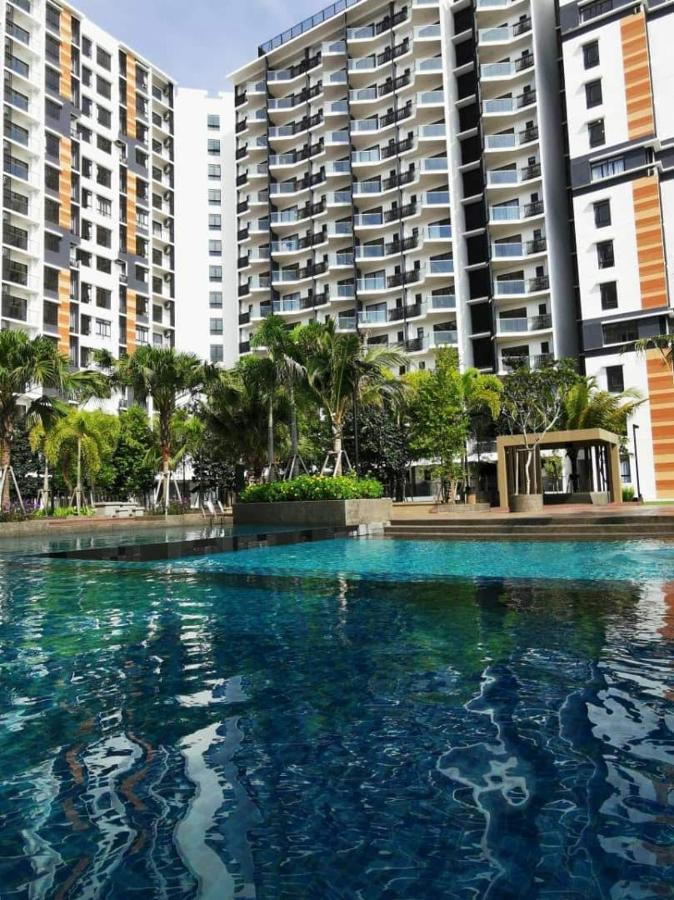 Timurbay By Dfamilia, Ground Floor Suite With Easy Access To The Pool And Beach Kuantan Luaran gambar